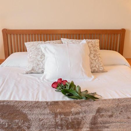Hostal Montserrat Montseny Dış mekan fotoğraf