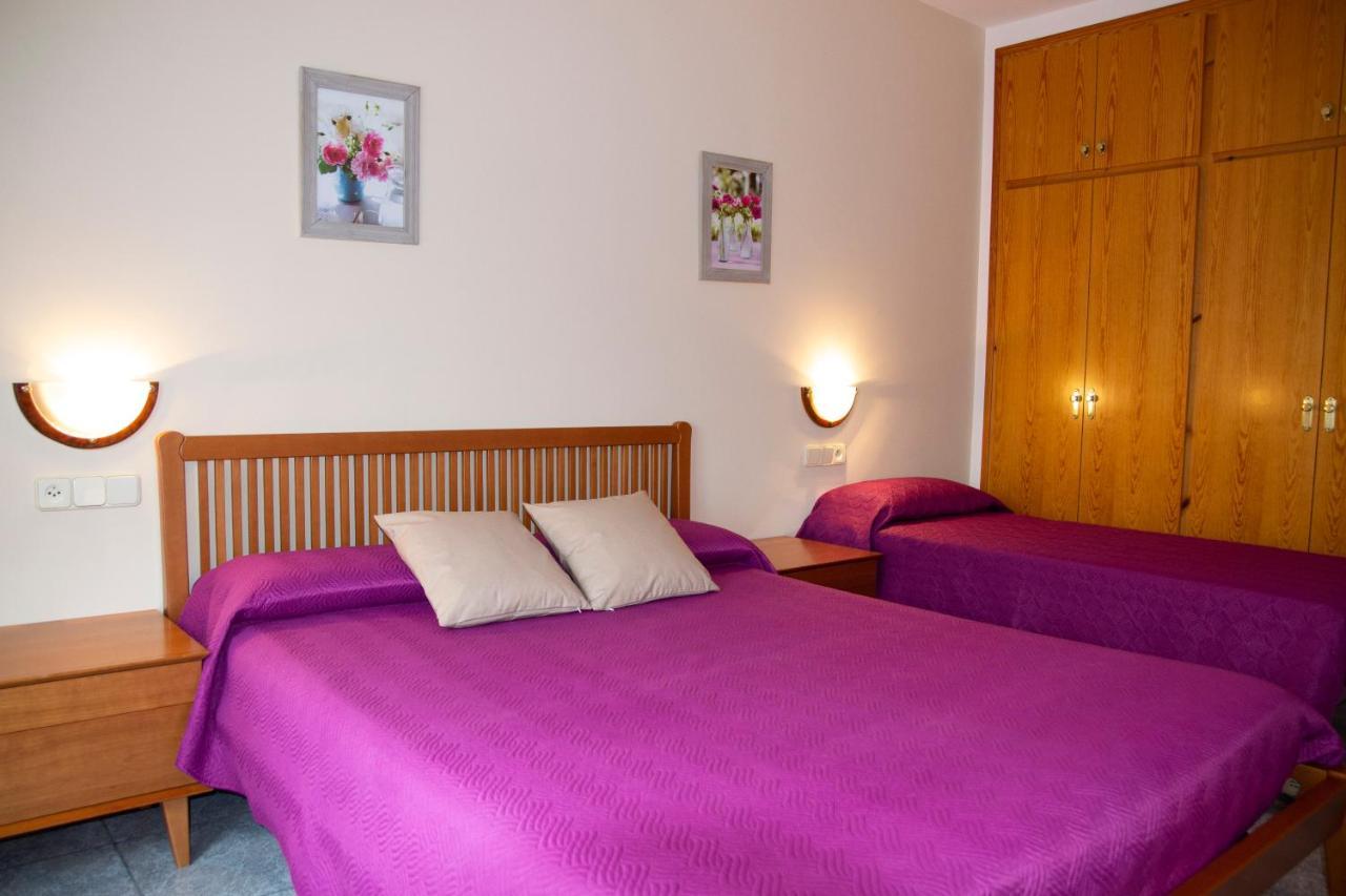 Hostal Montserrat Montseny Dış mekan fotoğraf